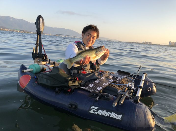 琵琶湖木浜ネコリグで釣れた40UP画像